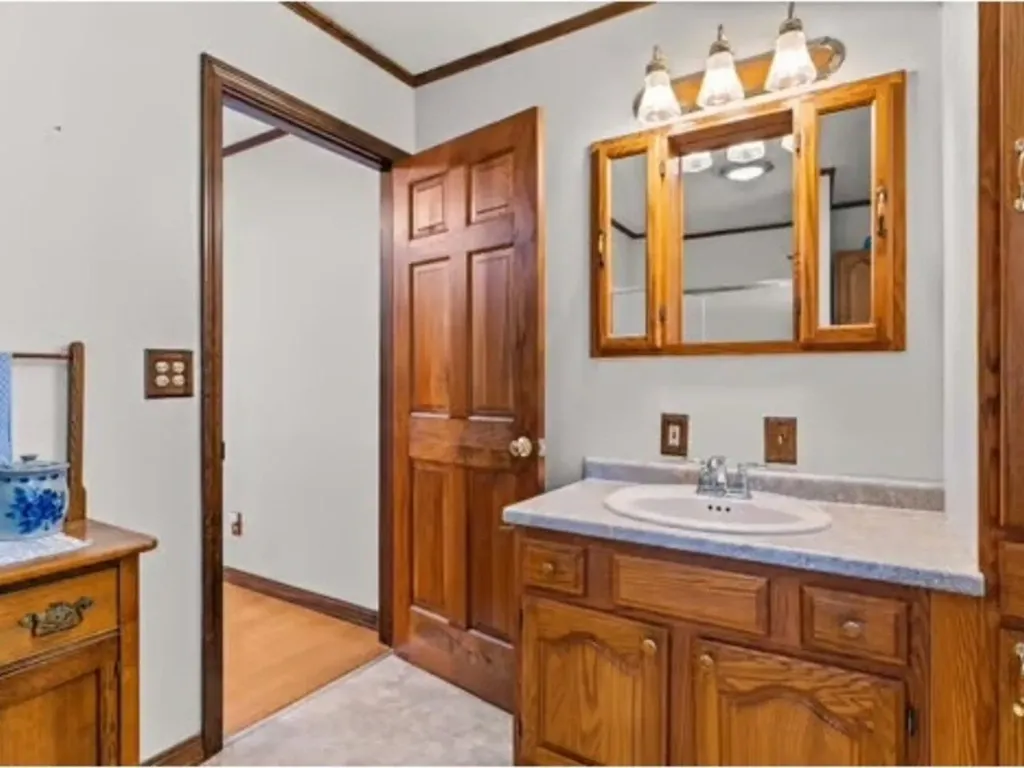 959 Fern Lake Road Leicester VT 05733