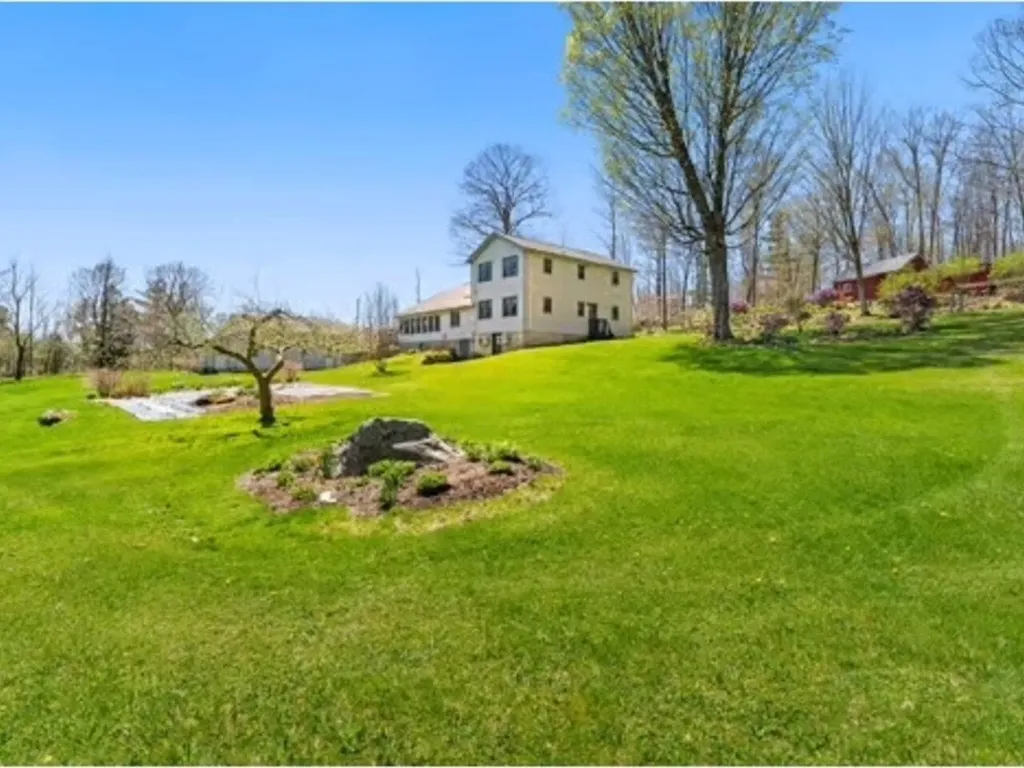 959 Fern Lake Road Leicester VT 05733