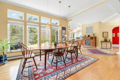 4 Diana Court Hanover NH 03755
