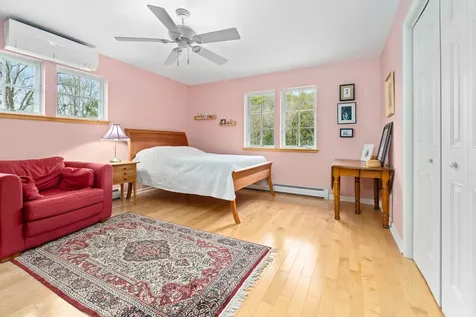 4 Diana Court Hanover NH 03755