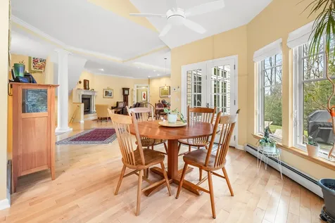 4 Diana Court Hanover NH 03755
