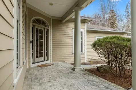4 Diana Court Hanover NH 03755