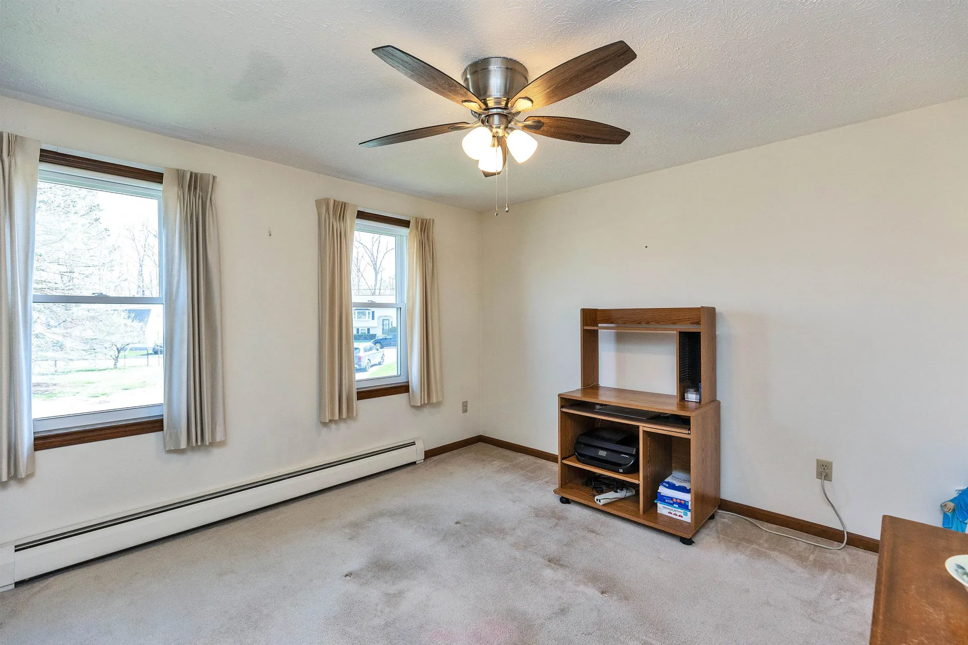 289 Patricia Lane Manchester NH 03104