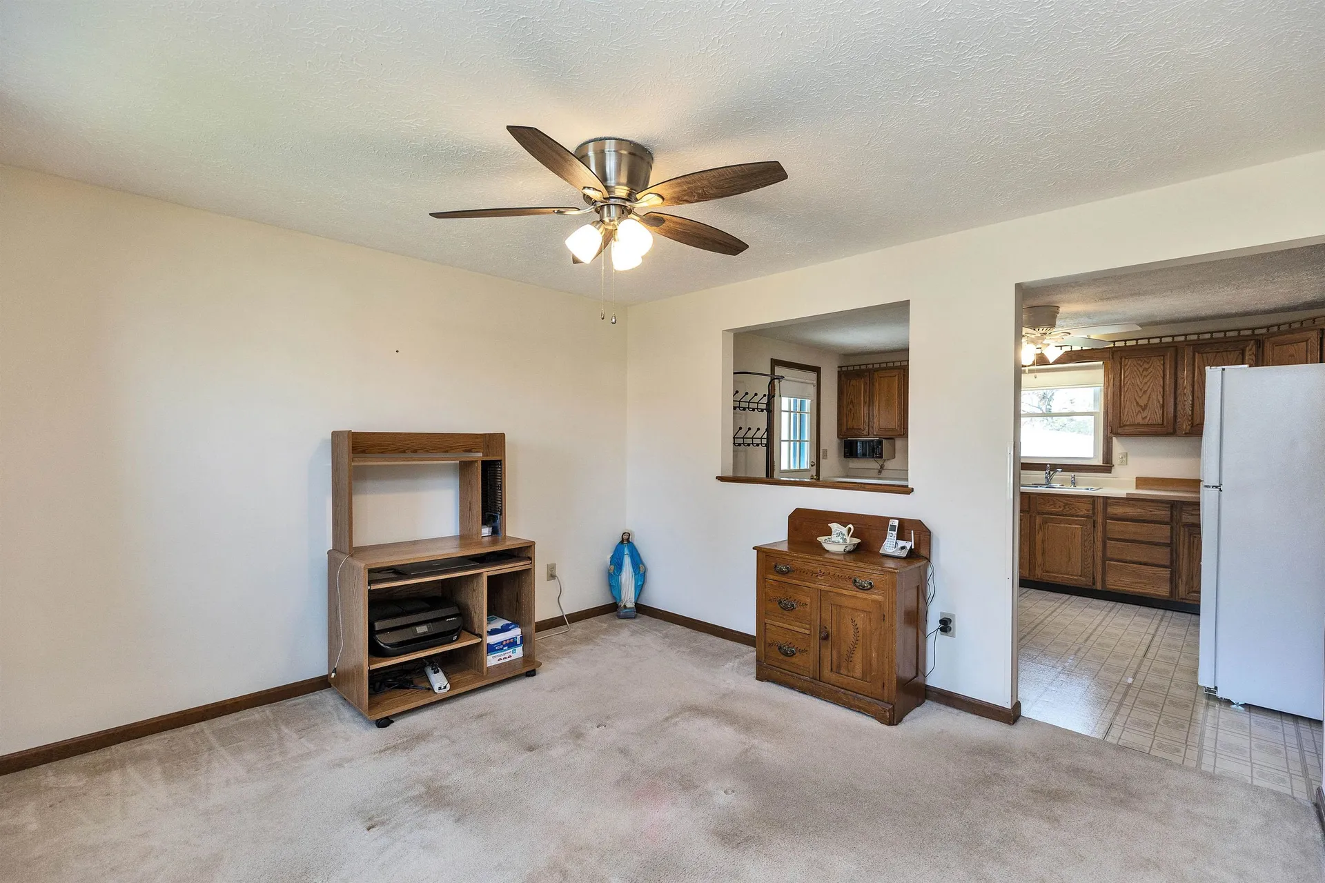 289 Patricia Lane Manchester NH 03104