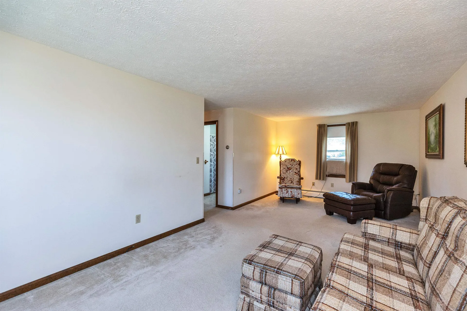 289 Patricia Lane Manchester NH 03104