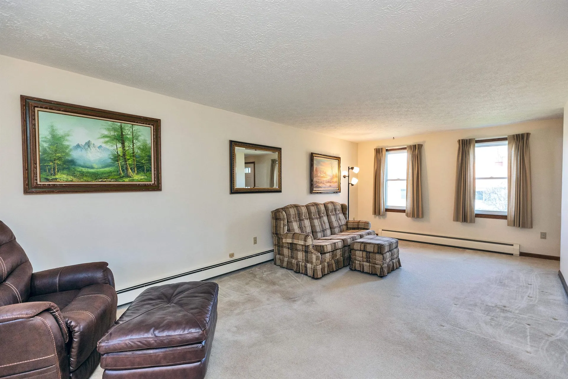 289 Patricia Lane Manchester NH 03104