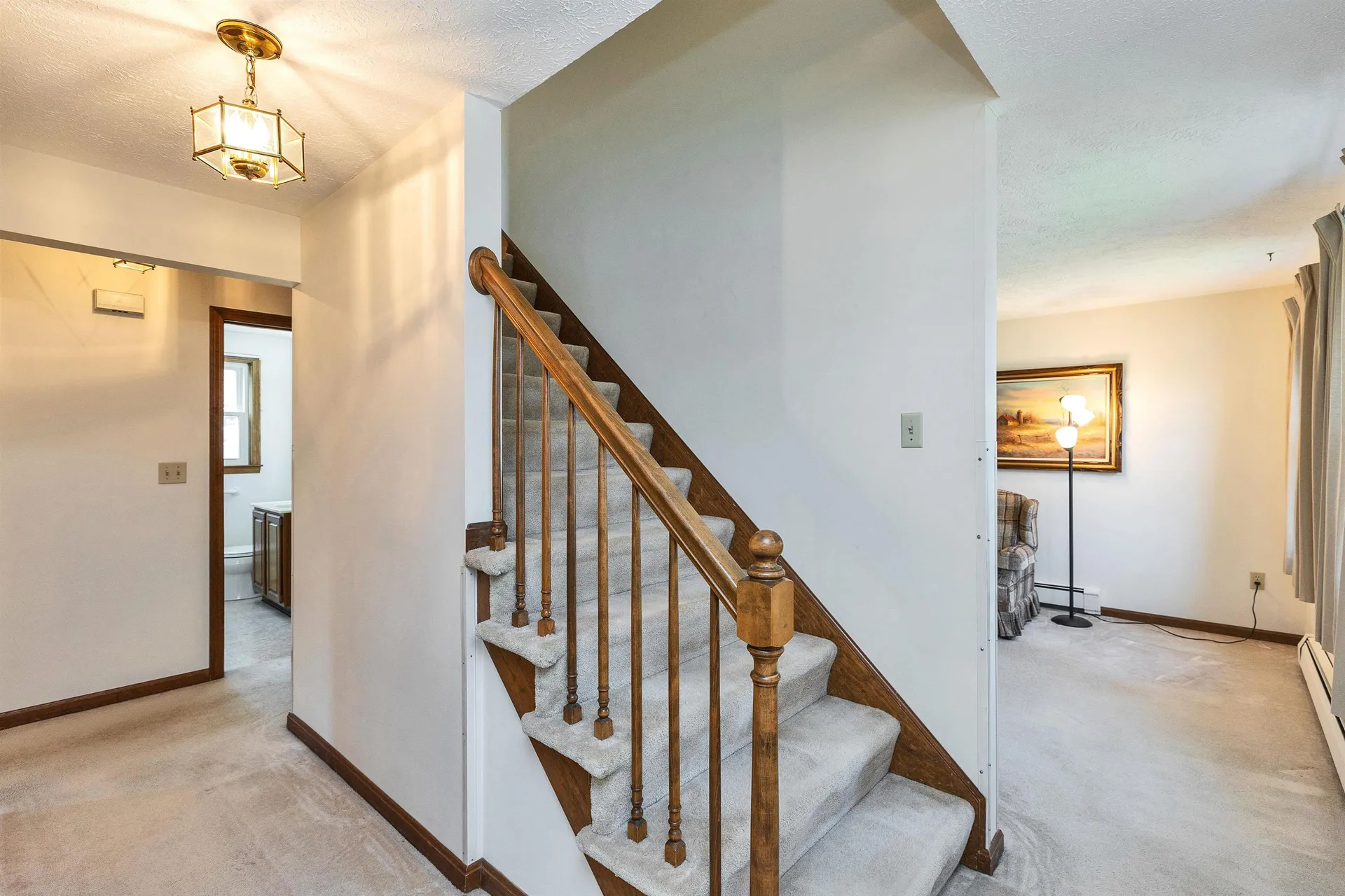 289 Patricia Lane Manchester NH 03104