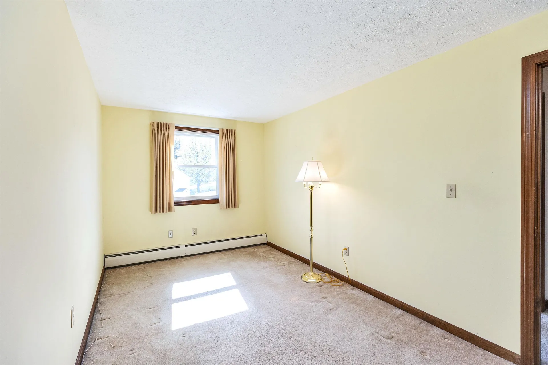 289 Patricia Lane Manchester NH 03104