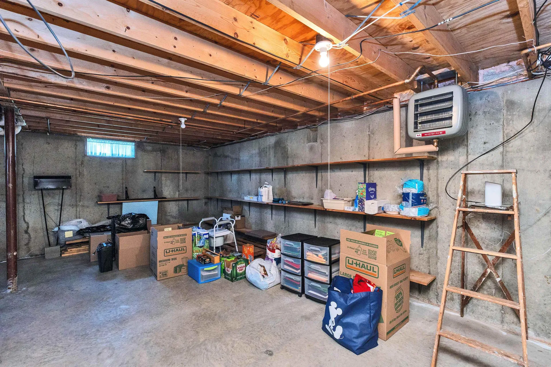 289 Patricia Lane Manchester NH 03104