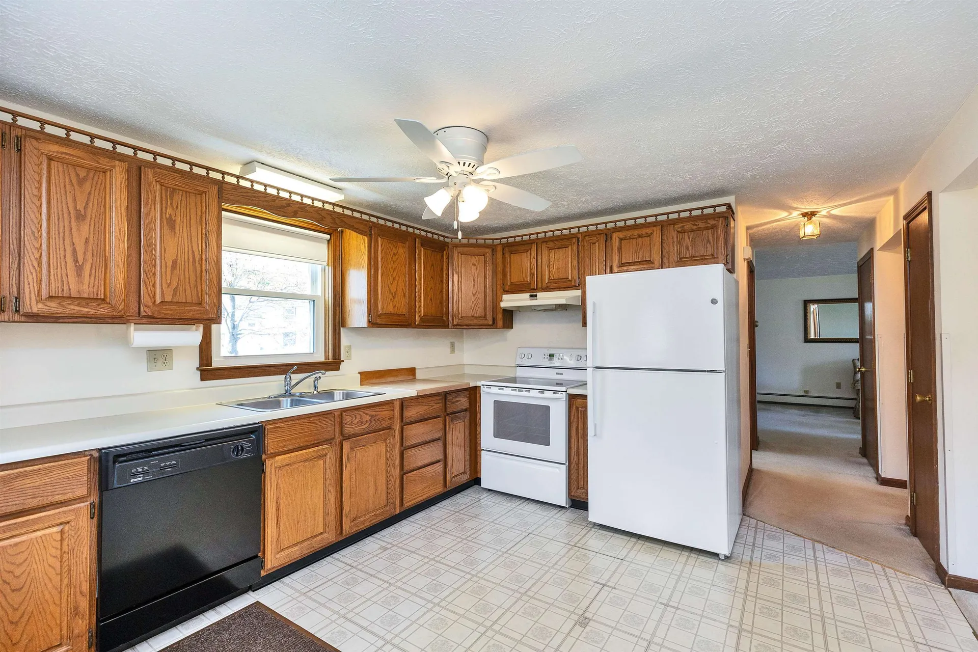 289 Patricia Lane Manchester NH 03104