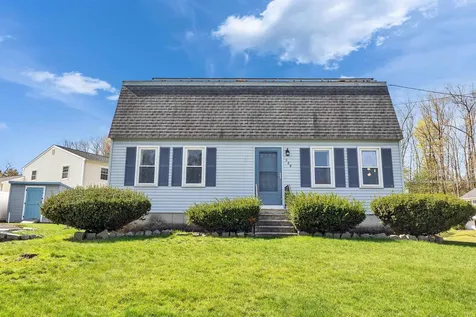 289 Patricia Lane Manchester NH 03104