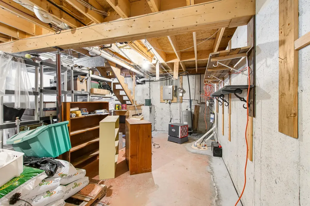 146 Claybrook Road Canaan VT 05903