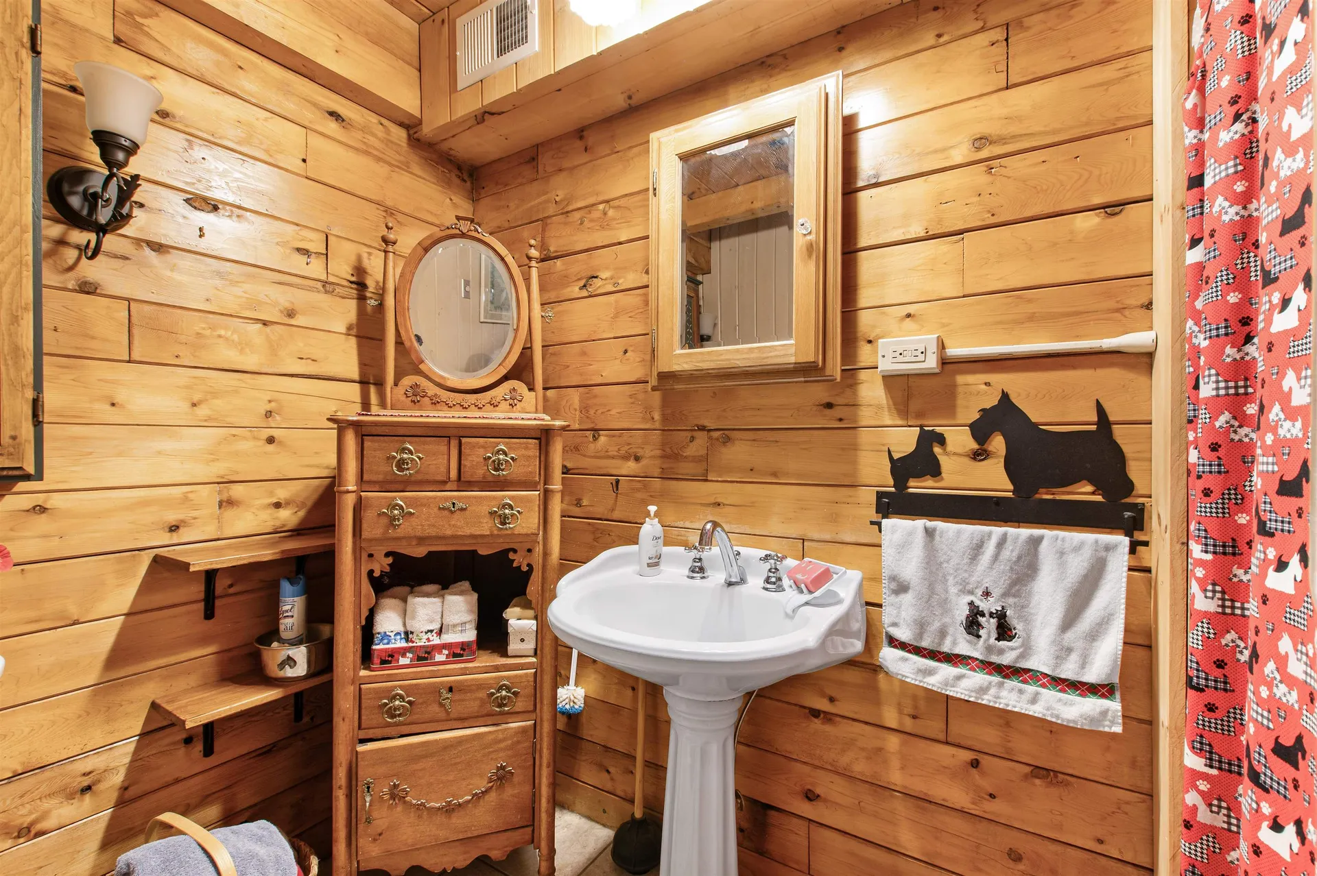 146 Claybrook Road Canaan VT 05903