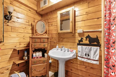 146 Claybrook Road Canaan VT 05903