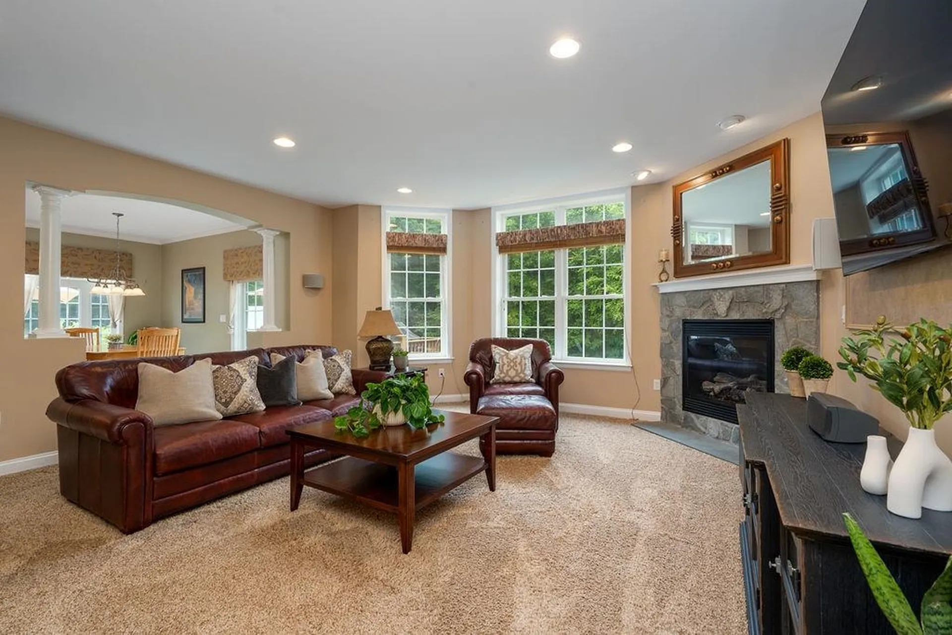 32 Wildwood Road Auburn NH 03032