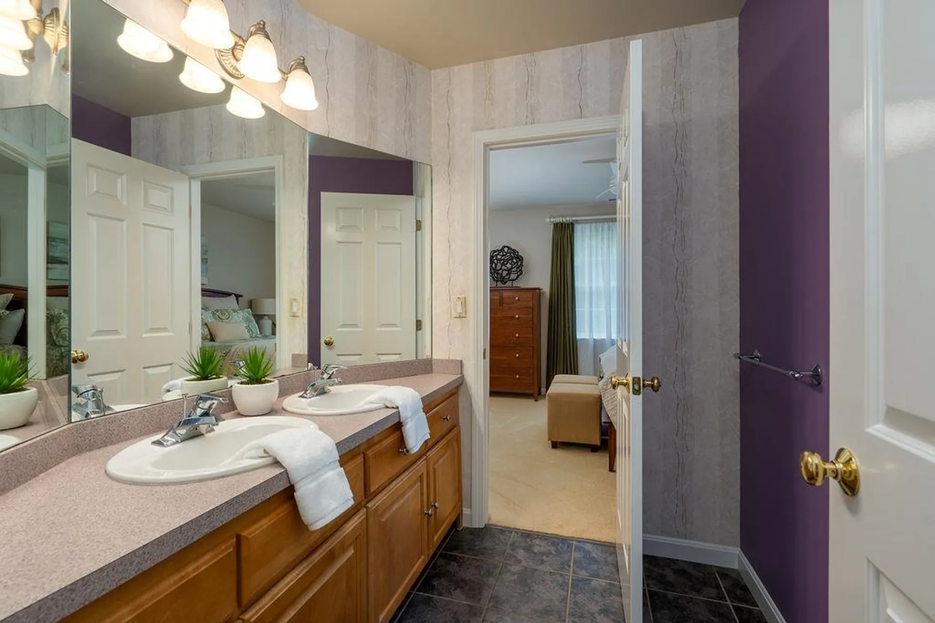 32 Wildwood Road Auburn NH 03032