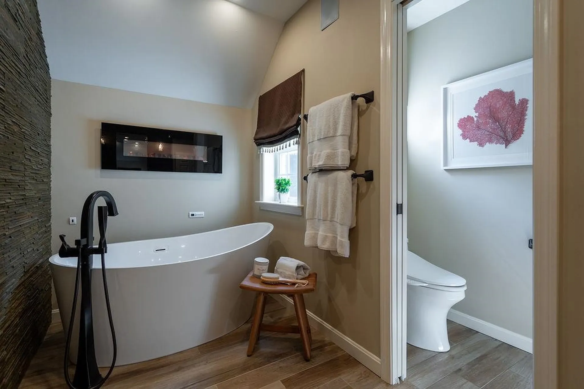 32 Wildwood Road Auburn NH 03032