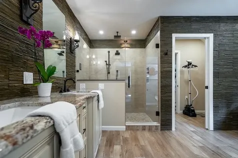 32 Wildwood Road Auburn NH 03032