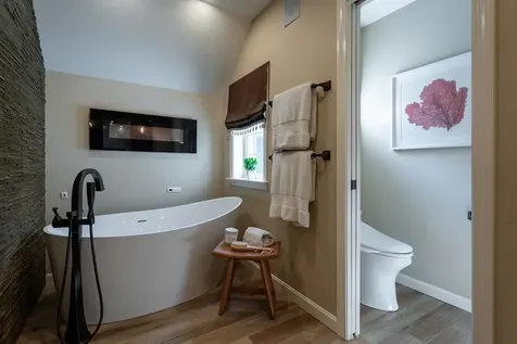 32 Wildwood Road Auburn NH 03032