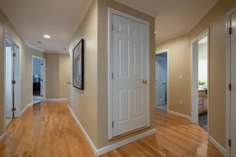 32 Wildwood Road Auburn NH 03032