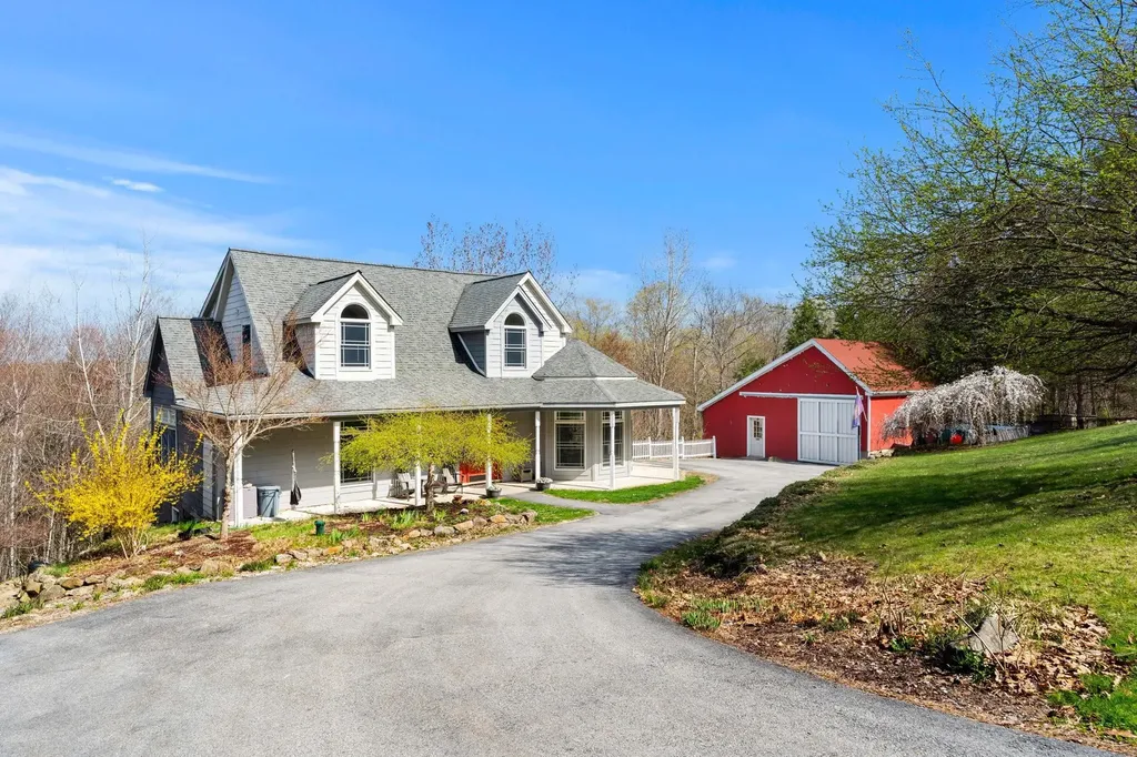 126 Beech Hill Road Weare NH 03281