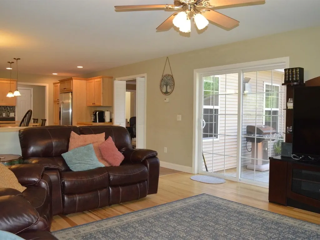 39 Laurel Drive Essex VT 05452