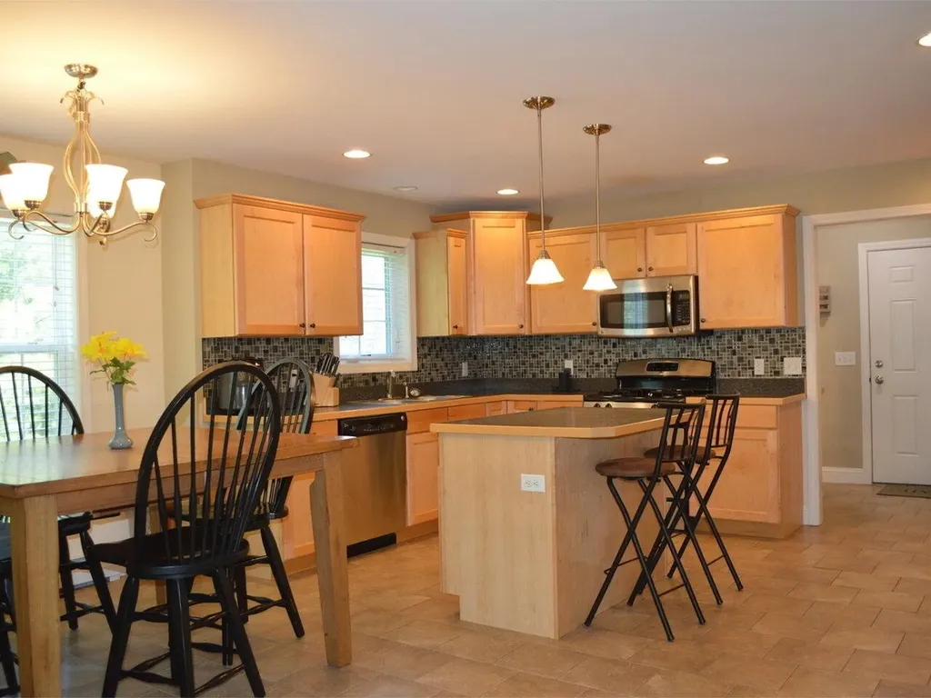 39 Laurel Drive Essex VT 05452