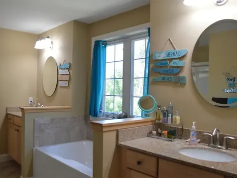 39 Laurel Drive Essex VT 05452