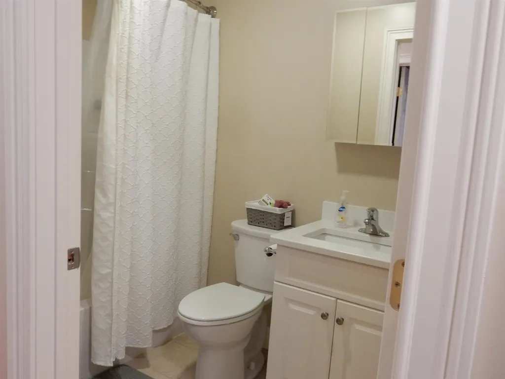 128 Cherry Lane Newport City VT 05855