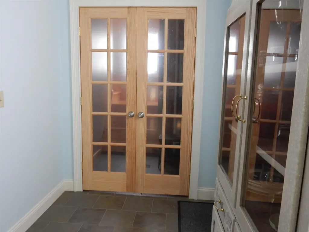 128 Cherry Lane Newport City VT 05855