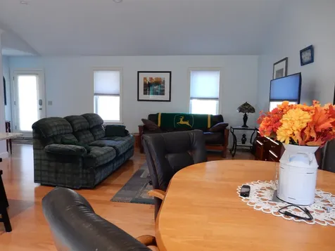 128 Cherry Lane Newport City VT 05855