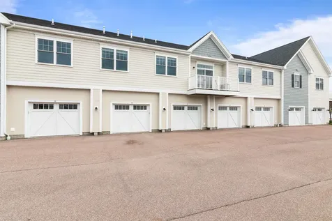 27 Kettlepond Lane Williston VT 05495