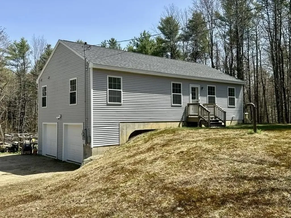 89 Cooke Road Barnstead NH 03225
