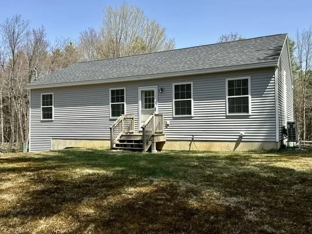 89 Cooke Road Barnstead NH 03225