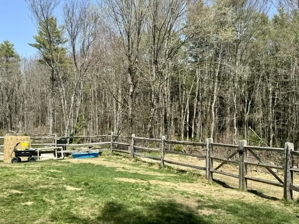 89 Cooke Road Barnstead NH 03225