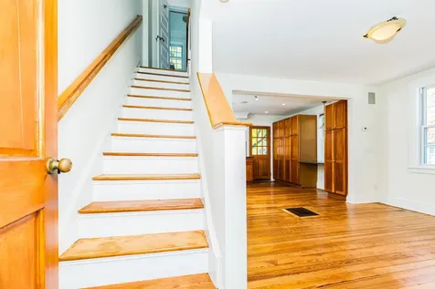 623 Kearsarge Way Portsmouth NH 03801