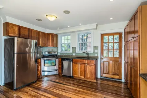 623 Kearsarge Way Portsmouth NH 03801