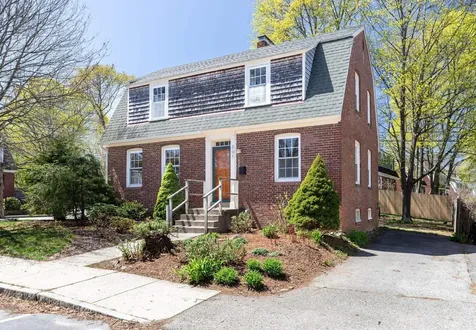 623 Kearsarge Way Portsmouth NH 03801