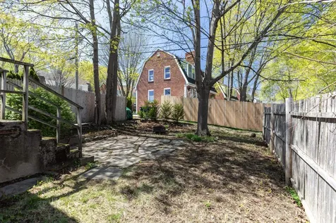 623 Kearsarge Way Portsmouth NH 03801