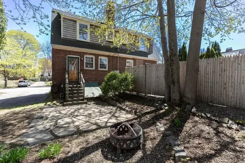 623 Kearsarge Way Portsmouth NH 03801