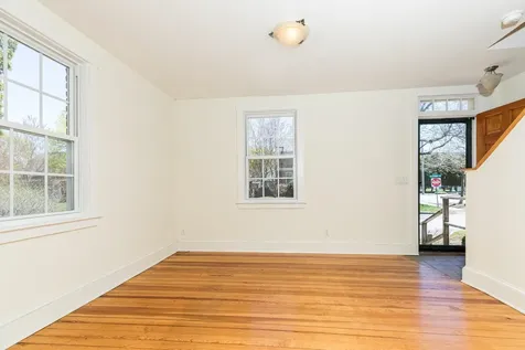 623 Kearsarge Way Portsmouth NH 03801