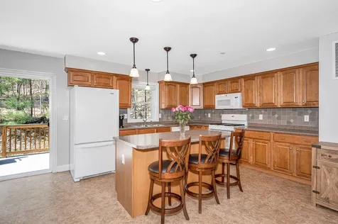 12a Aster Court Hudson NH 03051