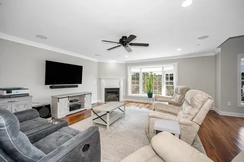 12a Aster Court Hudson NH 03051