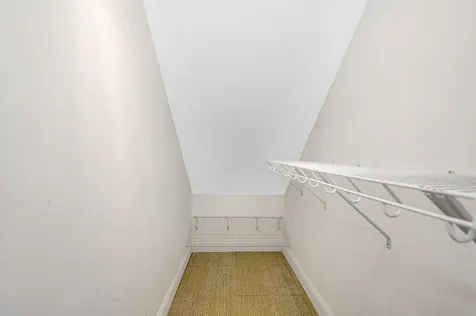 12a Aster Court Hudson NH 03051