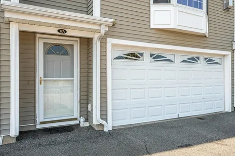 12a Aster Court Hudson NH 03051