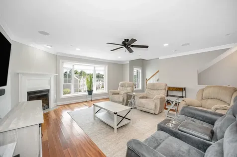 12a Aster Court Hudson NH 03051