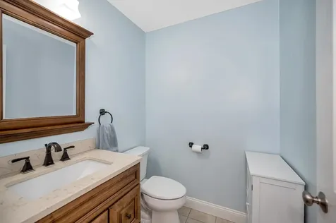 12a Aster Court Hudson NH 03051