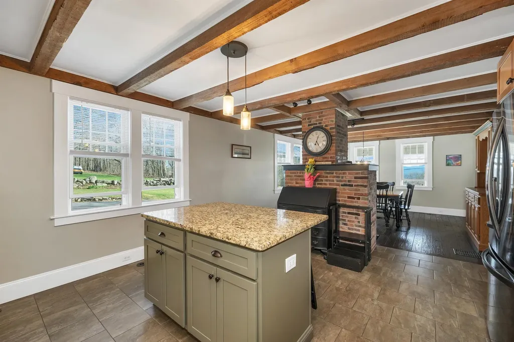 104 Pease Road Meredith NH 03253