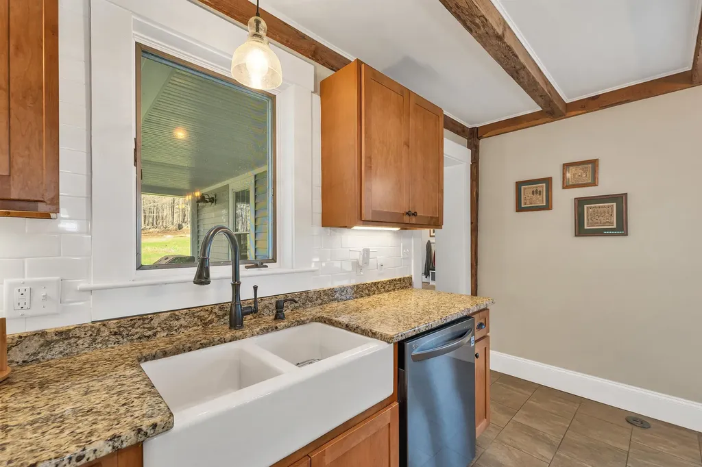 104 Pease Road Meredith NH 03253