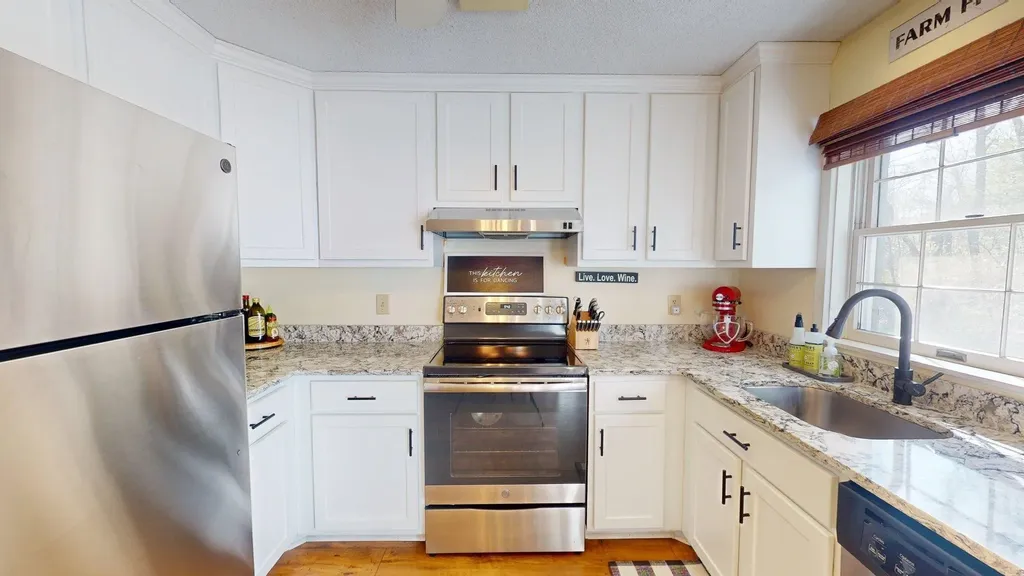 3 NE Village Road Concord NH 03301